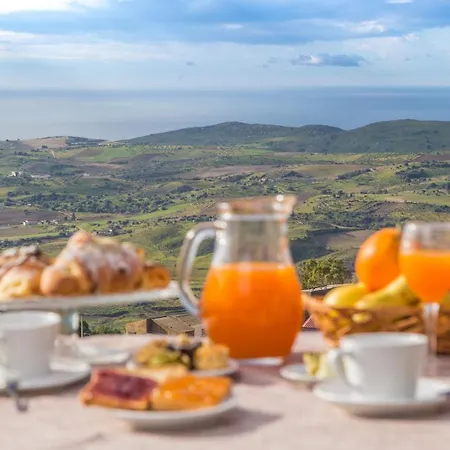 Montemare Couette-café 3*