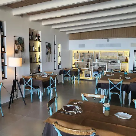 Montemare Couette-café 4*