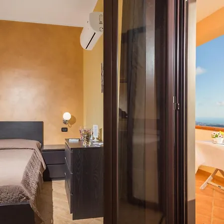 Montemare Couette-café Agrigente